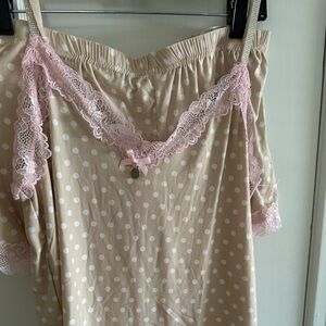 Woman’s pajamas set, M